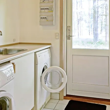 Feriehus 6 Person In Aakirkeby Vester Somarken